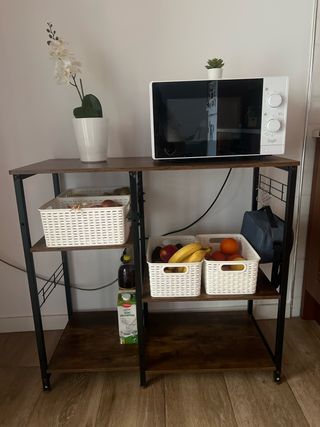 Mueble de Cocina Metálico y Madera