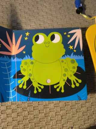 La noche. Toca y escucha