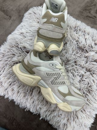 New Balance 9060 Talla 36 Beige/Marrón