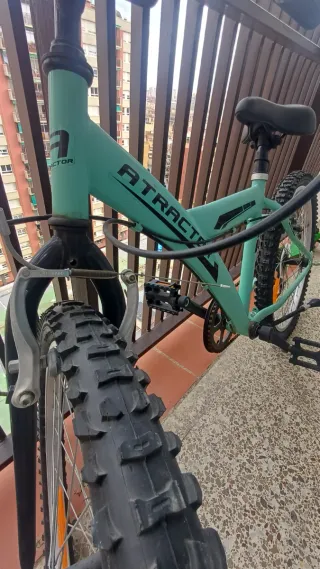 Bicicleta infantil Atracktor