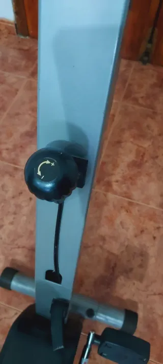 Bicicleta Estática 50A. Asiento regulable