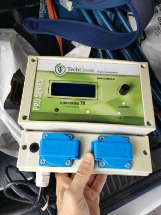 Controlador TechGrow Clima Control 7A