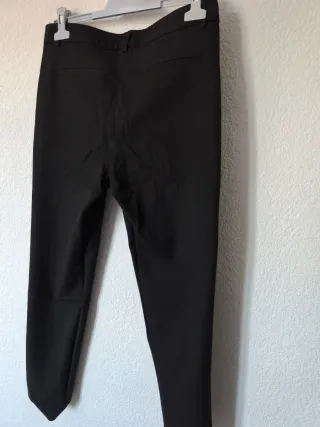 Pantalón negro