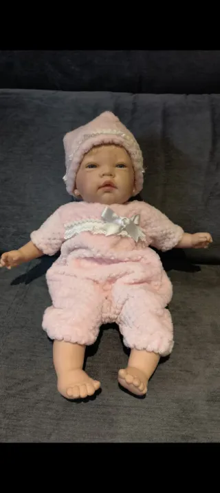 Muñeco bebé reborn rosa. Erika bebés