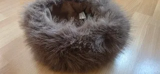 Orejeras/diadema calentitas compradas en Praga.