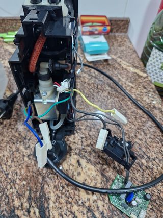 Cafetera Nespresso Krups XN110 para piezas