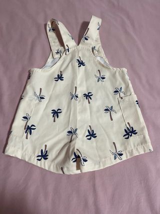Peto corto bebé estampado palmeras