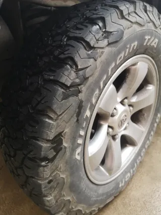 4 Neumáticos BF Goodrich All-terrain KO2 245/70R17