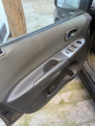 Mazda Premacy 2004 2.0 16v 130CV