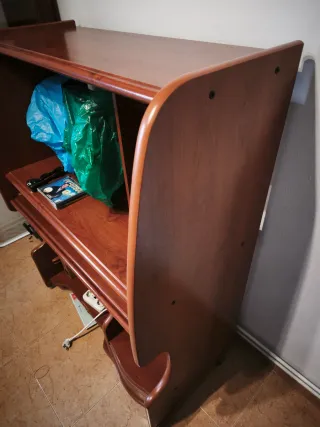 Mueble de ordenador madera