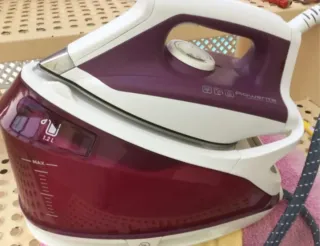 Centro de Planchado Rowenta Compact Steam