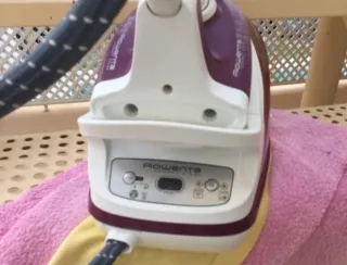 Centro de Planchado Rowenta Compact Steam