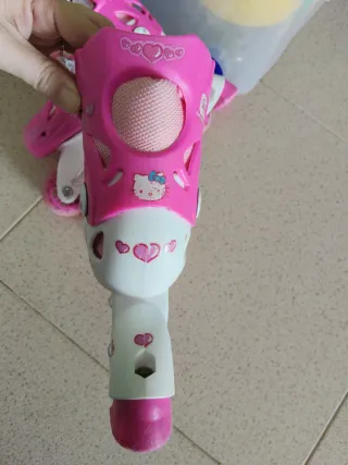 Patines niña rosas Hello Kitty