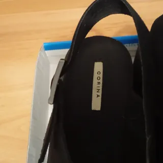 Sandalias de ante con tacón y plataforma negras 39