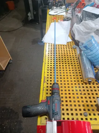 Varilla para toldos con el taladro (no incl)