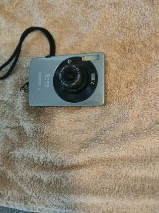 Cámara Digital Canon IXUS 75