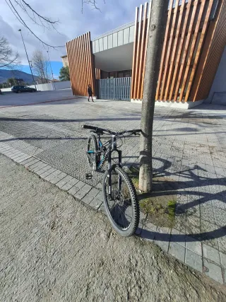 Bicicleta Enduro Specialized