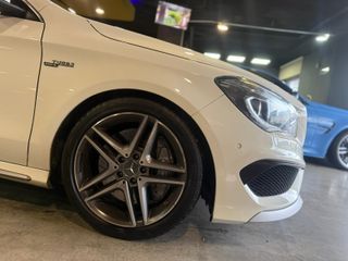 Mercedes-Benz  CLA 45 (360CV)  2015