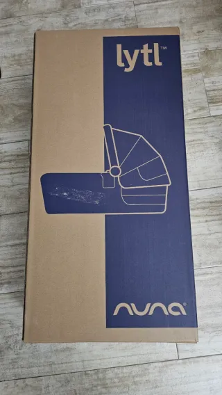 Capazo Lytl Nuna plegable