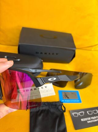 Gafas Oakley con lentes intercambiables