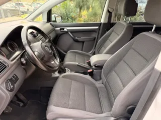 Volkswagen Touran 2011