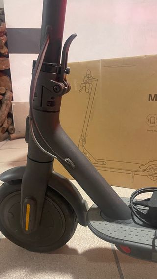 Patinete Eléctrico Xiaomi Essential