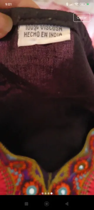 Blusón negro con bordado multicolor