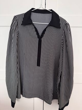 Blusa Sra. Rayas Negras/Blancas Sin Estrenar