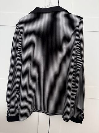 Blusa Sra. Rayas Negras/Blancas Sin Estrenar