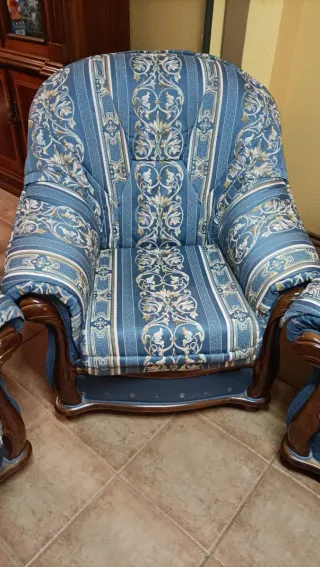 Conjunto Sofá y Sillones Azul Estampado