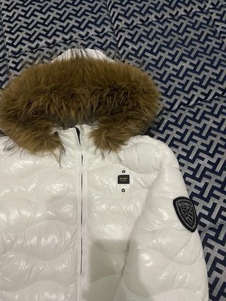 Blauer Chaqueta Blanca Mujer con Capucha