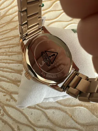 Reloj Lacoste Mujer Dorado con Cristales