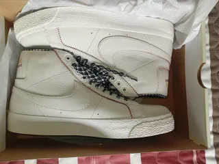 Nike SB Casa Welcome