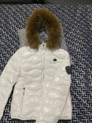 Blauer Chaqueta Blanca Mujer con Capucha