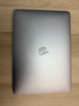 MacBook Pro 256GB 2020 Gris Espacial