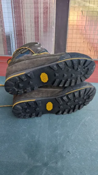 Botas de montaña Garmont.