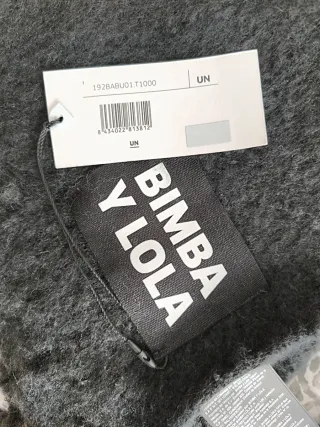 Bufanda Bimba y Lola Negra. Nueva
