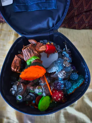 Pack Skylanders Giants 3DS + Portal + 7 Figuras