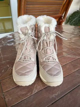 Scarponi da neve donna n° 39 usati solo 1 volta