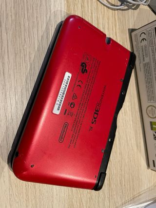 Nintendo 3DS XL Roja Completa con Caja