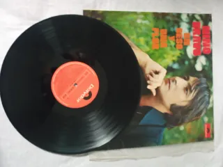 Vinilo Nino Bravo - Un Beso y Una Flor