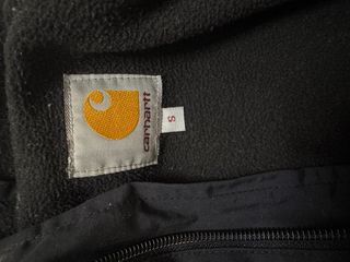 Chaqueta Carhartt Negra con Capucha