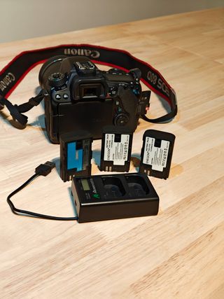 Canon EOS 80D Kit Completo Cámara + Accesorios