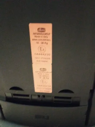 Silla coche Isofix Chicco gris