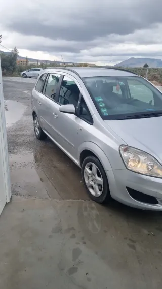 Opel Zafira 2008