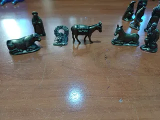 Figuras Belén Metal Bronce y Dorado