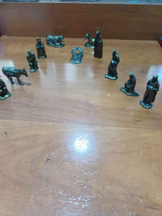 Figuras Belén Metal Bronce y Dorado