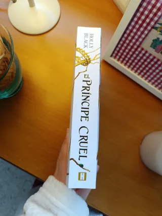 El príncipe cruel: Los habitantes del aire, 1 (...