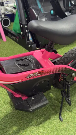 Bicicleta eléctrica infantil rosa