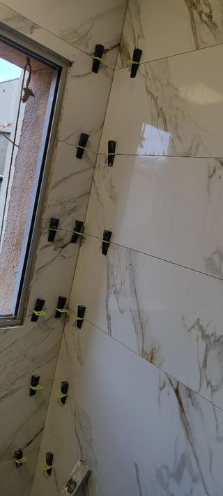 Alicatados, solados y enchapes